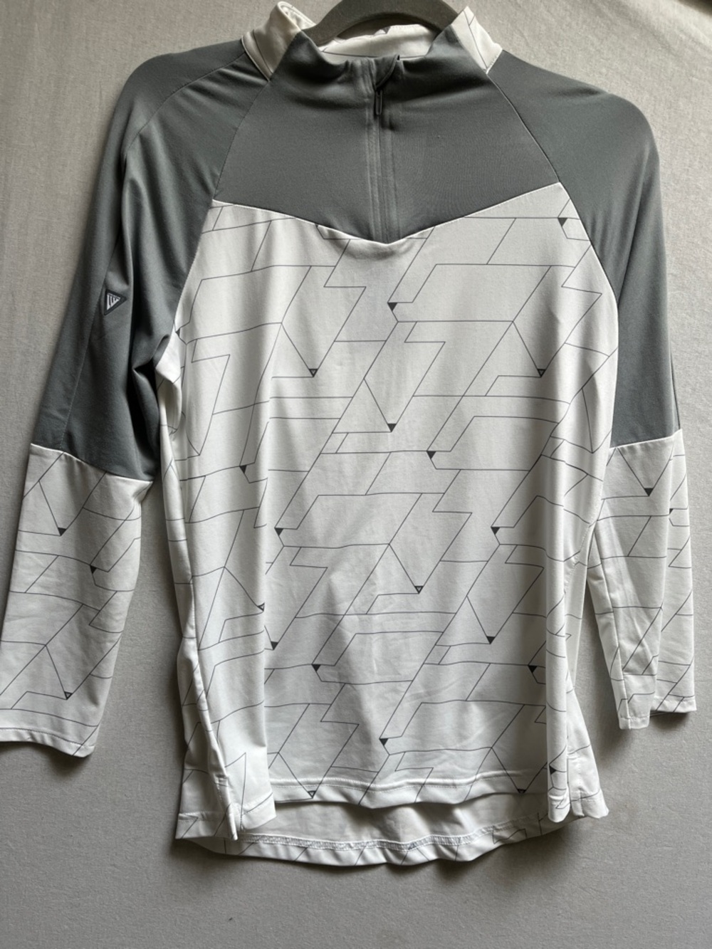 NWT Levelwear Golf Penny Lightweight Geometric 3/4 Sleeve Pullover Sz S